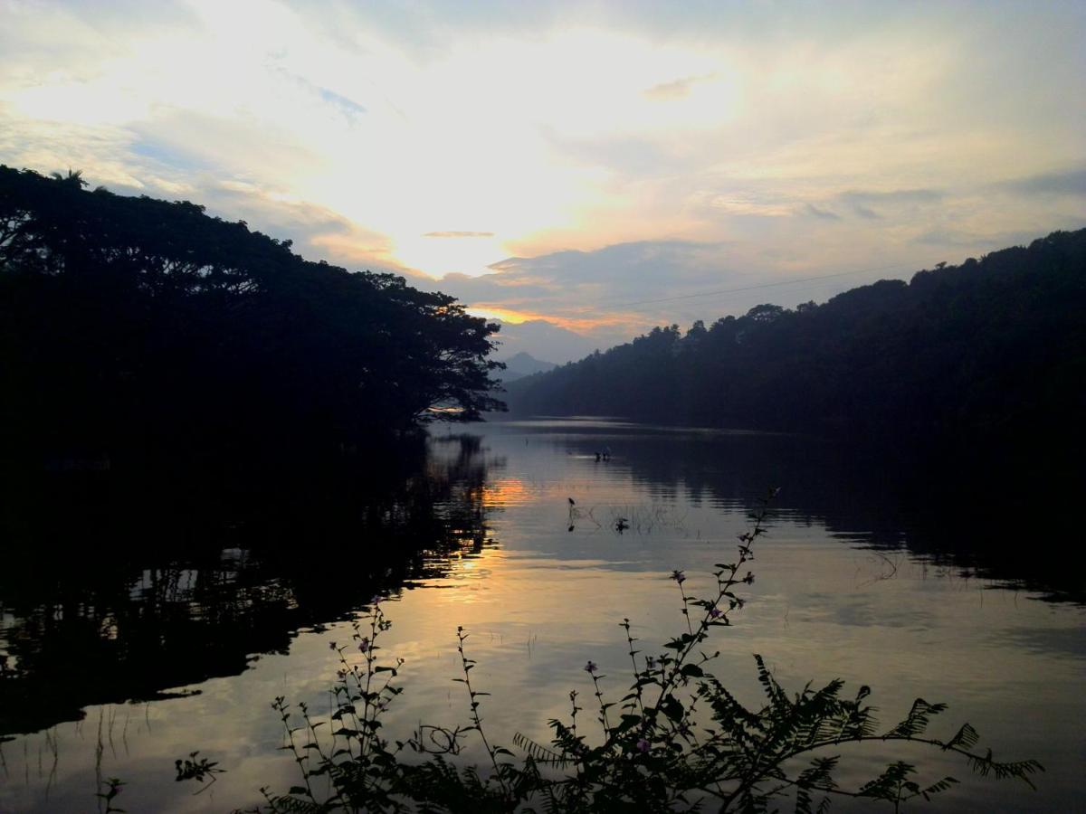 Serendip Stone Hotel And Bungalow แคนดี้ ภายนอก รูปภาพ