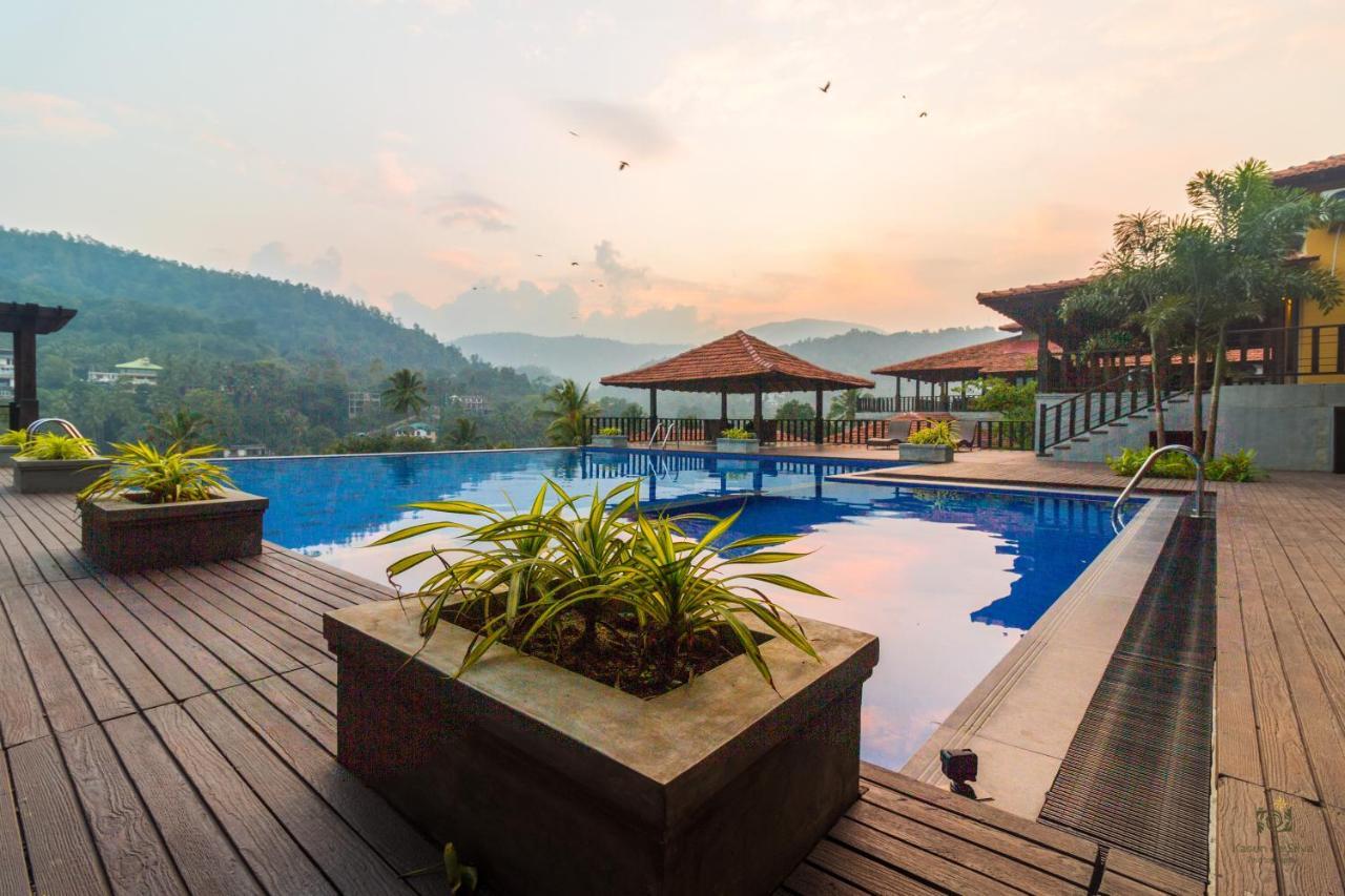 Serendip Stone Hotel And Bungalow แคนดี้ ภายนอก รูปภาพ